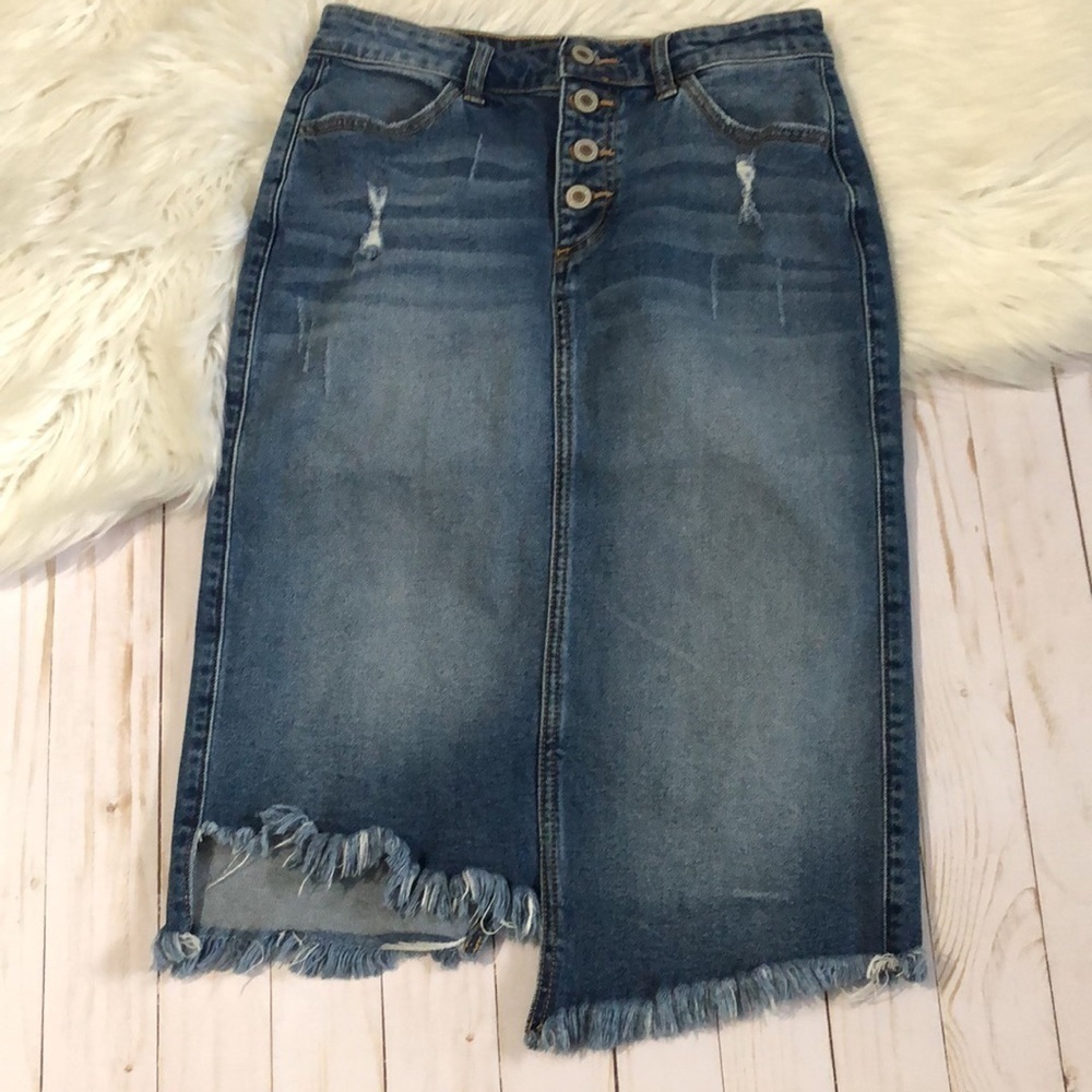 KanCan skirt size XS. (24 waist) - Picture 6 of 12